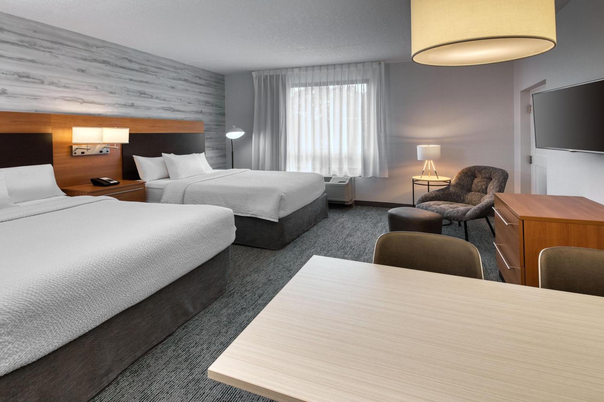 Towneplace Suites By Marriott Belleville Exterior foto