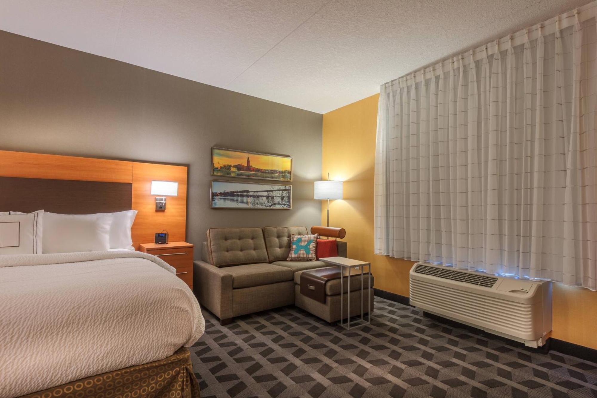Towneplace Suites By Marriott Belleville Exterior foto